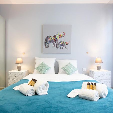 Festival Yourhosthelper Cannes Ngoại thất bức ảnh